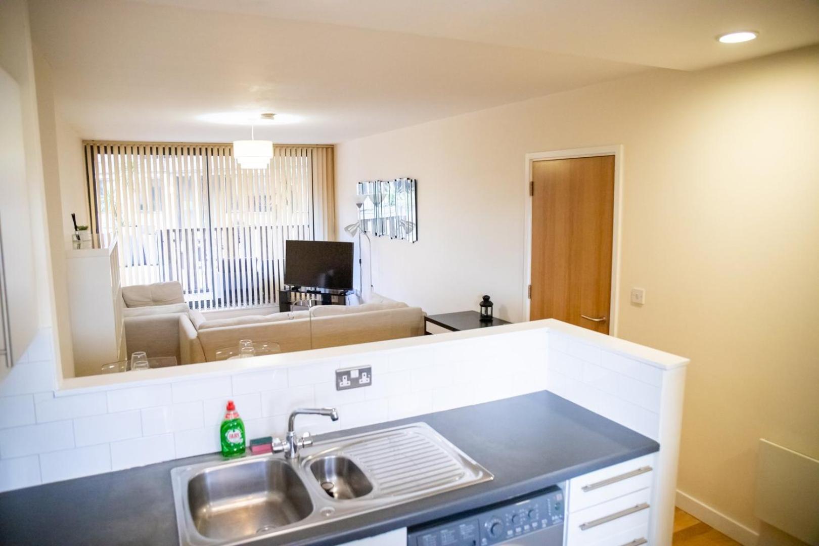 Leeds Vibrant 2 Bedroom Sleeps 4 エクステリア 写真