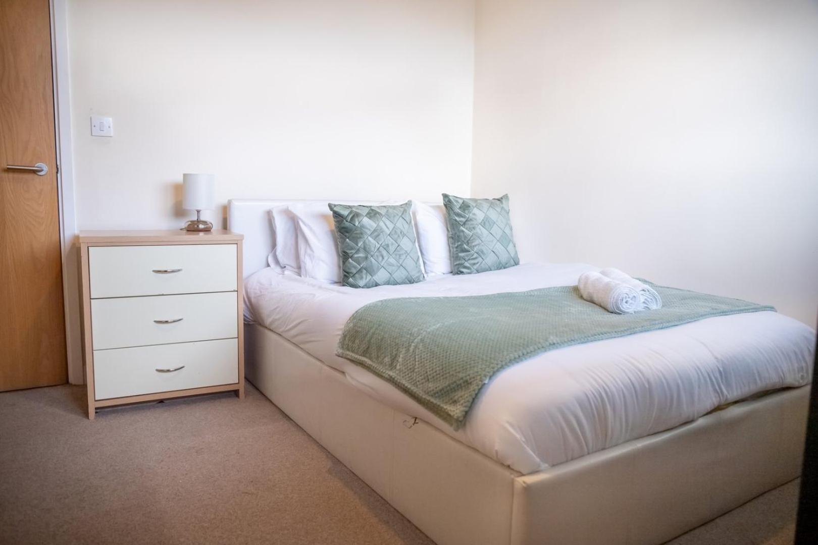 Leeds Vibrant 2 Bedroom Sleeps 4 エクステリア 写真